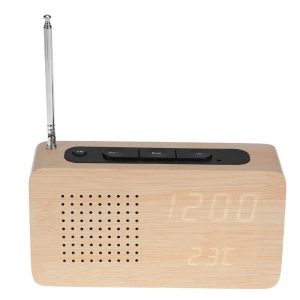 Radio  i design trä
